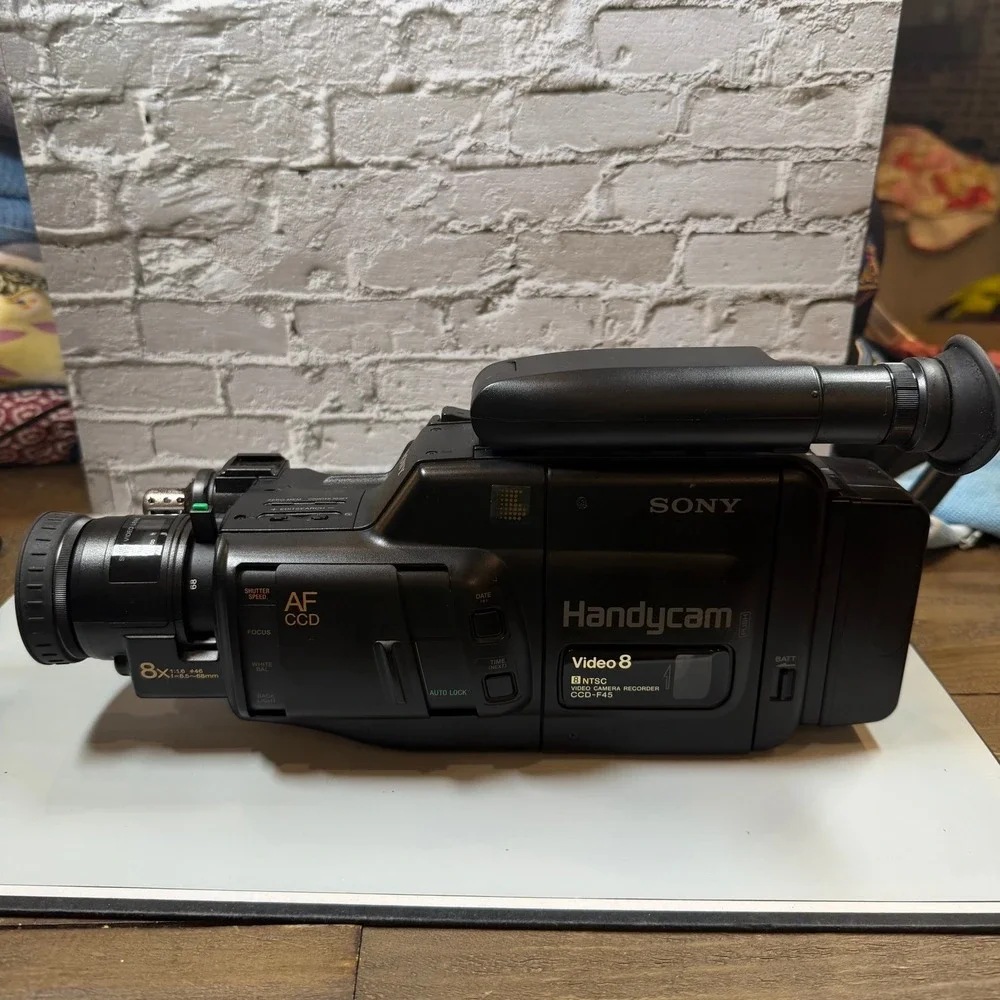 Vintage Sony CCD-F45 Video8 8mm Handycam Camcorder Powers On Case AC Adapter